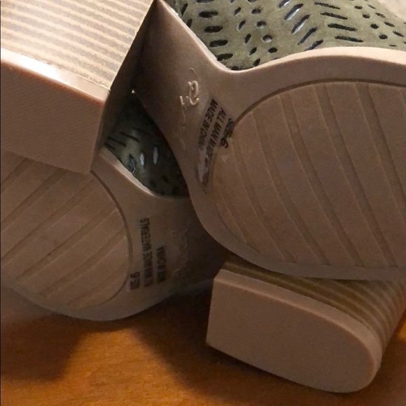 Bootie - Picture 4 of 5